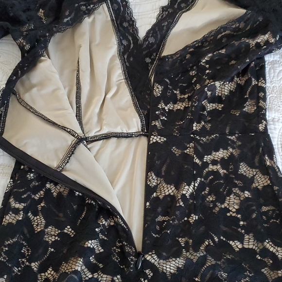 Dress - Picture 8 of 10